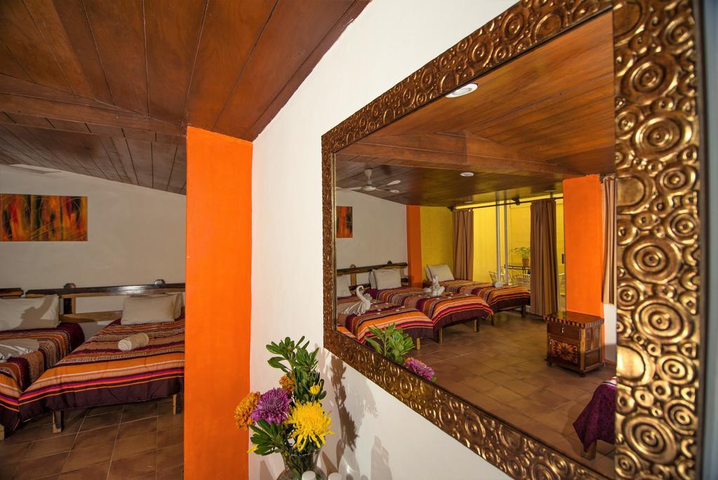 Hotel El Hormiguero Playa del Carmen Exterior foto